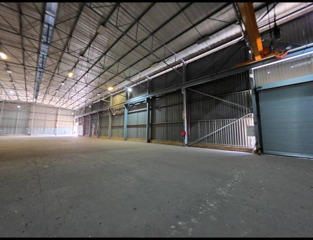 1,703M² WAREHOUSE TO LET IN JUPITER
